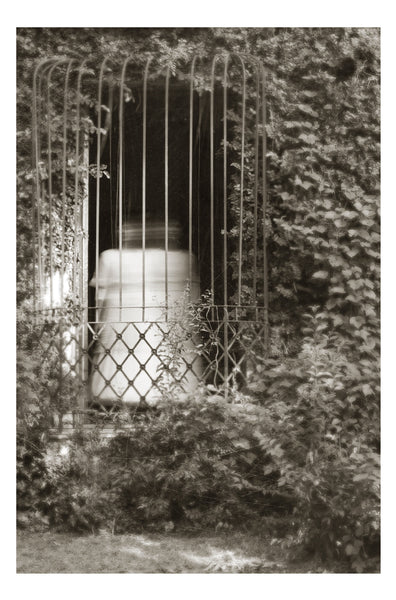 Fine Art Photograph on Hahnemühle Museum paper Self portrait Photography, Camila  O'Gorman